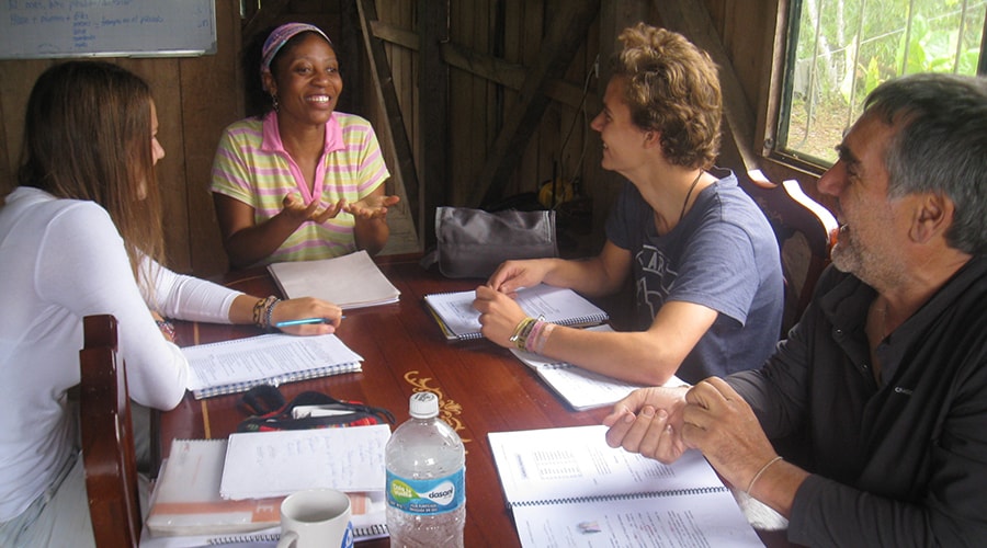Spanish courses in the Shuar Community