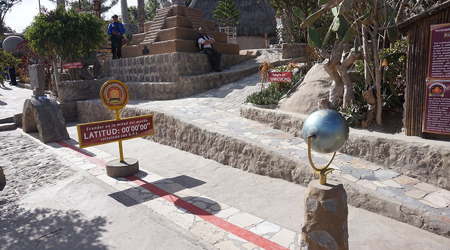 Mitad Del Mundo