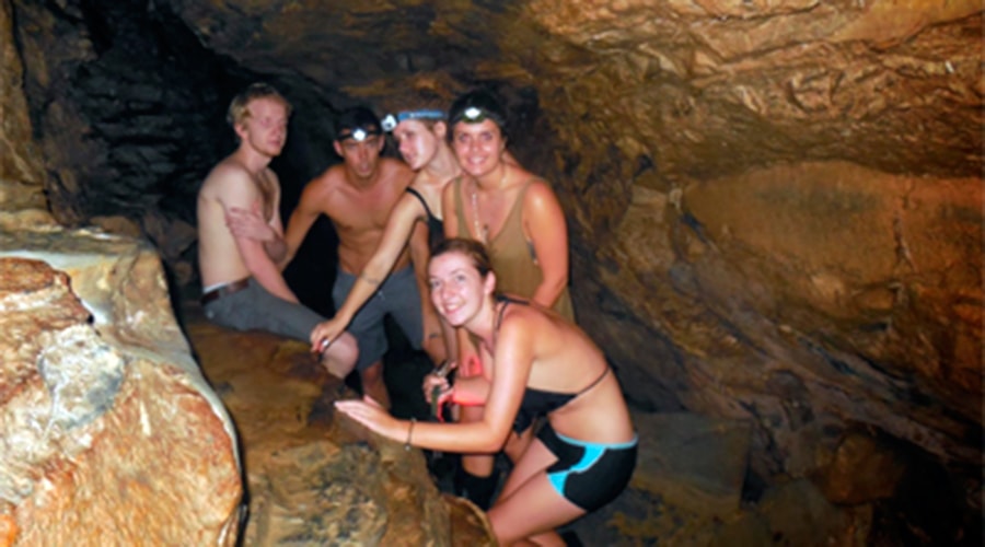 Jumandi Caves