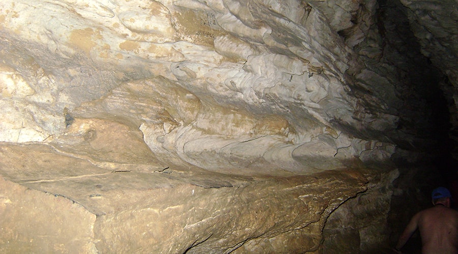 Jumandi Caves